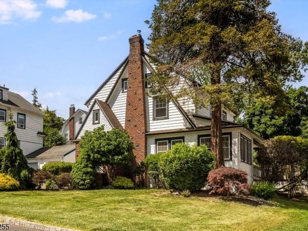 61 Luddington Rd, West Orange, NJ 07052