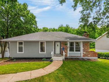 8019 N Brooklyn Avenue, Kansas City, MO 64118