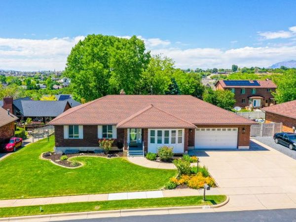 2561 E 2700 N, Layton, UT 84040