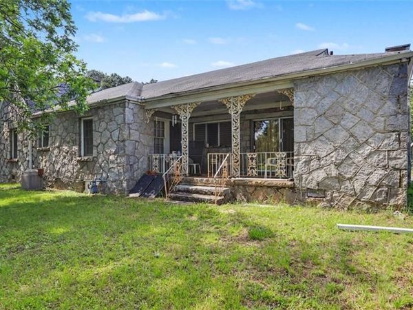 3590 Klondike Road , Lithonia, GA 30038