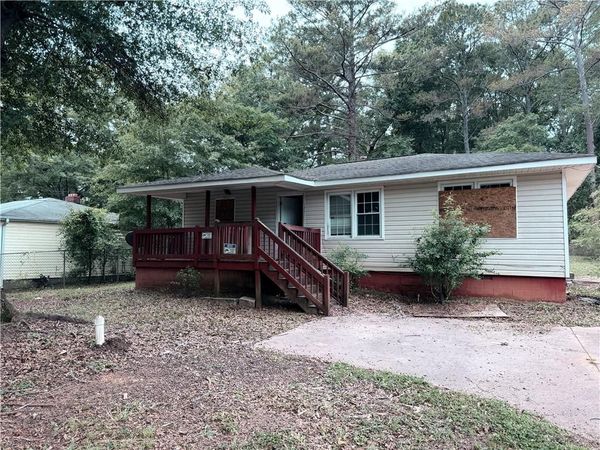 8122 Puckett Street , Covington, GA 30014