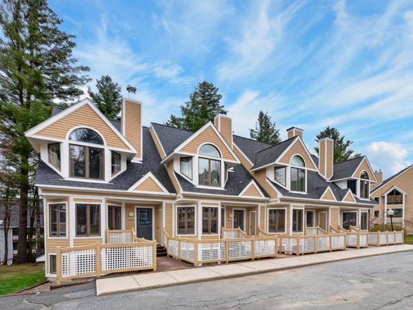 2C Townhouse Square, Unit 2, Dover, VT 05356