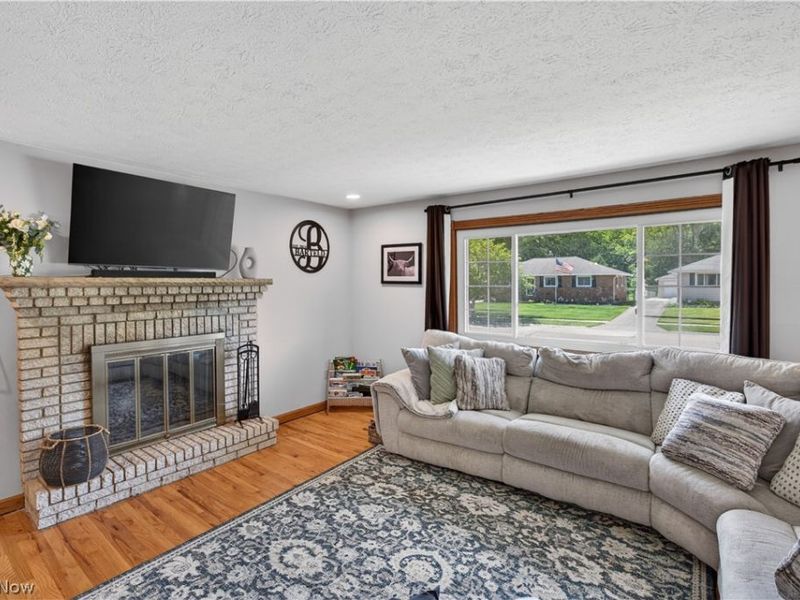 35577 Freed Drive, Eastlake, OH 44095 Photo 4