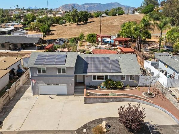 13318 Scotsman Road , Lakeside, CA 92040