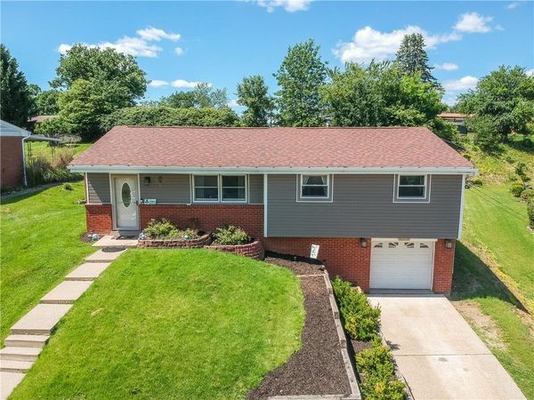 409 Shoreham Dr , Allison Park, PA 15101
