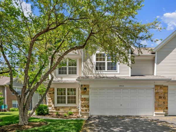 2910 BELLE Lane , Unit 2910, Schaumburg, IL 60193