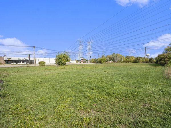 17001 Glen Oak Avenue , Lansing, IL 60438