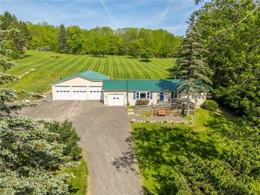2404 Cambier Rd , Newark, NY 14513