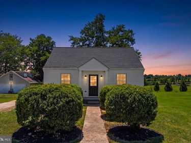 264 MONROE STREET, WARRENTON, VA 20186