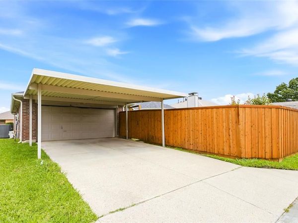 2720 Preston Creek , Mesquite, TX 75181