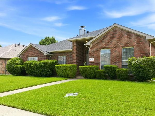 2720 Preston Creek , Mesquite, TX 75181