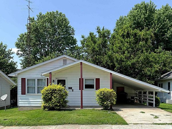 1412 E Poplar Street, Petersburg, IN 47567