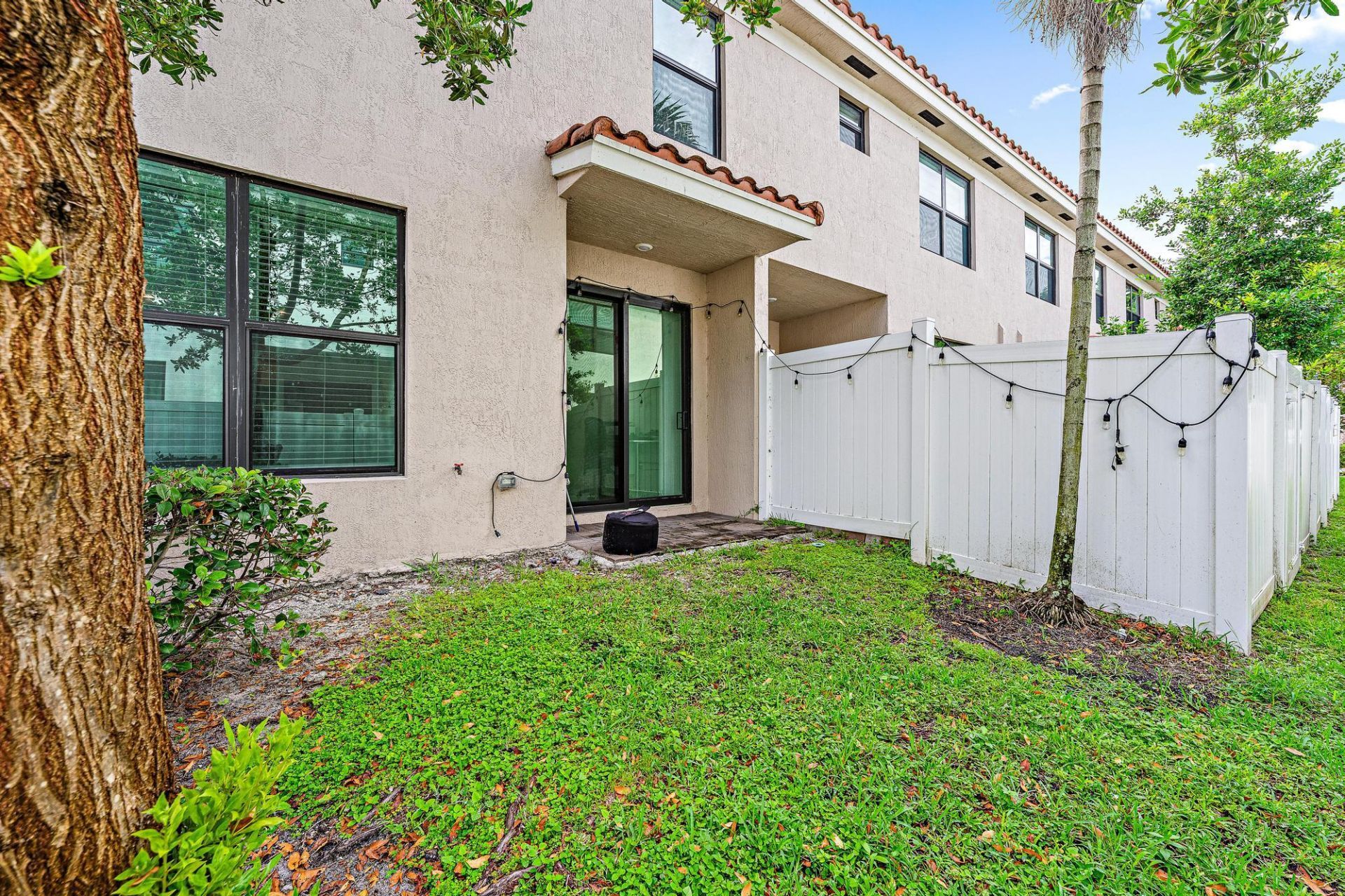 4407 Hemlock Drive, Riviera Beach, FL 33410 Photo