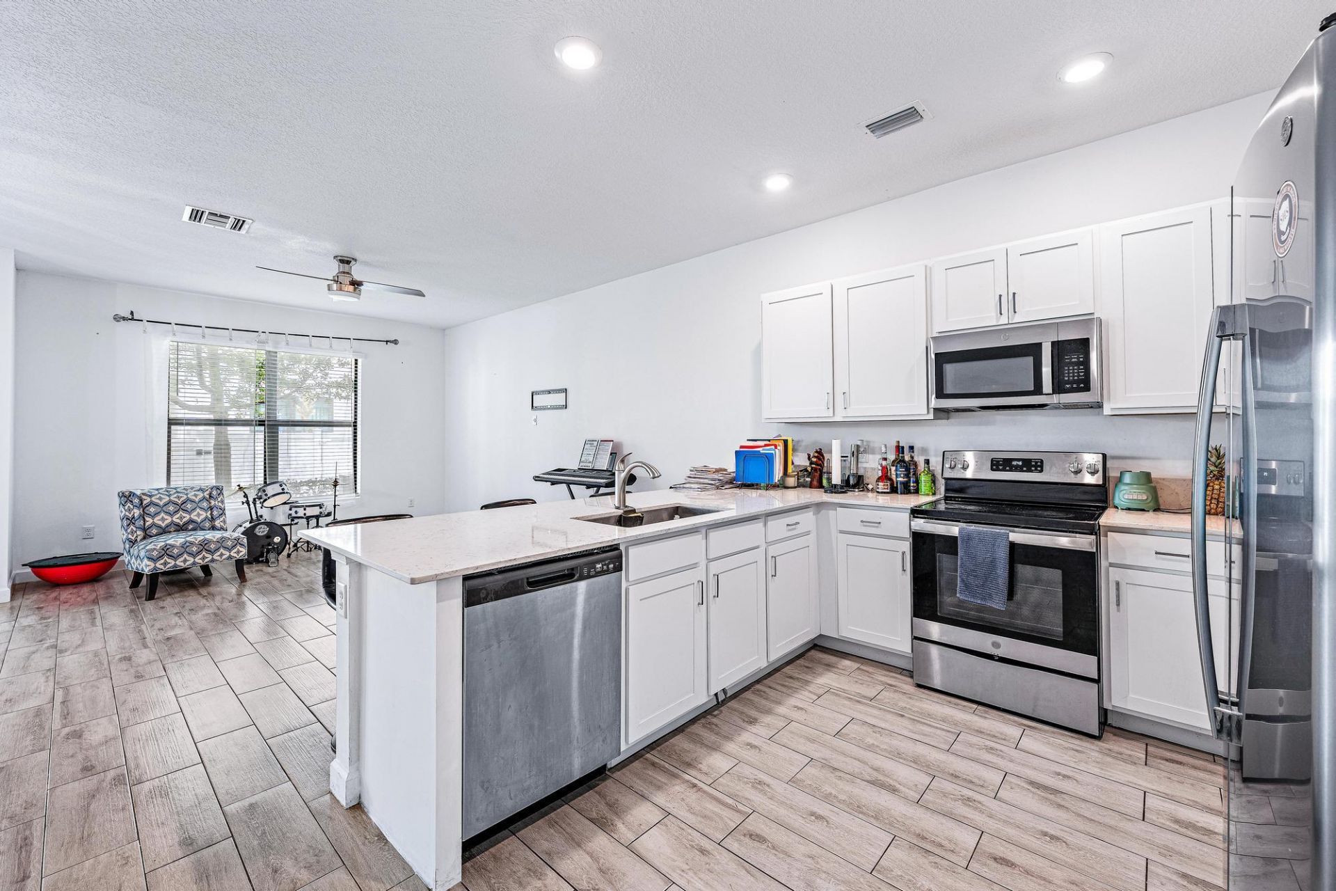 4407 Hemlock Drive, Riviera Beach, FL 33410 Photo