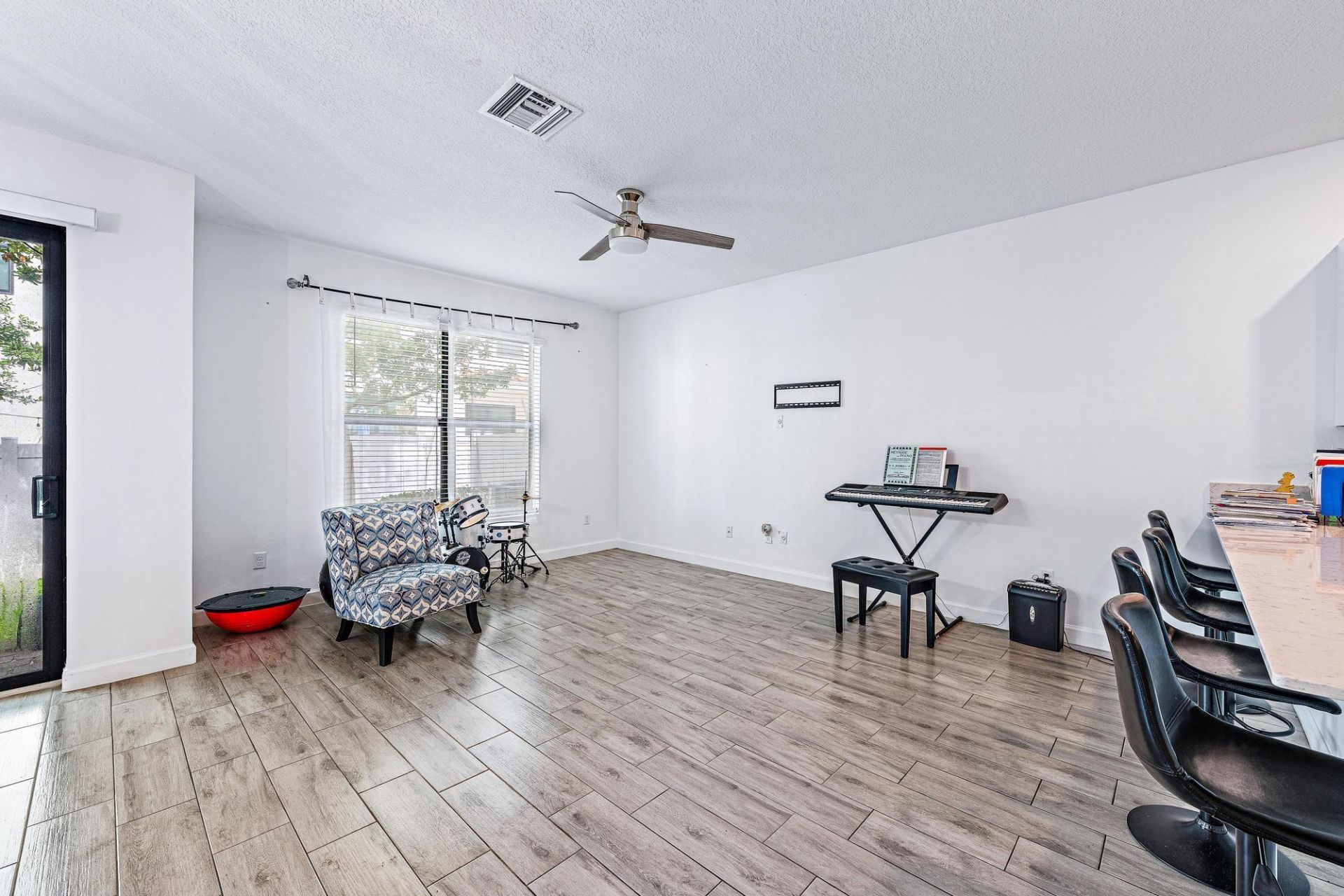 4407 Hemlock Drive, Riviera Beach, FL 33410 Photo