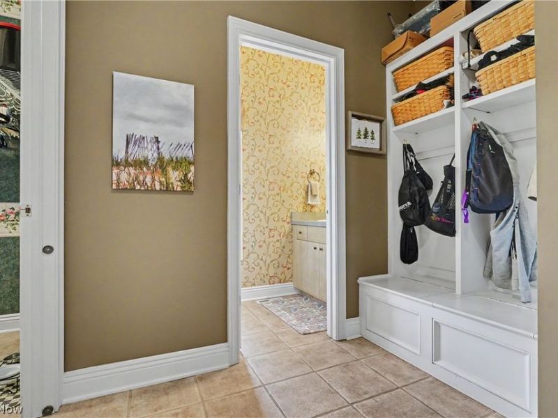 6165 Loch Lomond Court, Solon, OH 44139 Photo 17