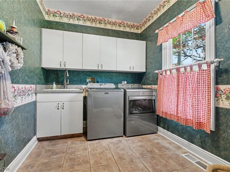6165 Loch Lomond Court, Solon, OH 44139 Photo 18