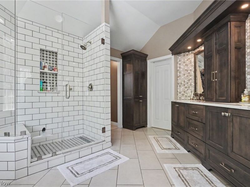 6165 Loch Lomond Court, Solon, OH 44139 Photo 23