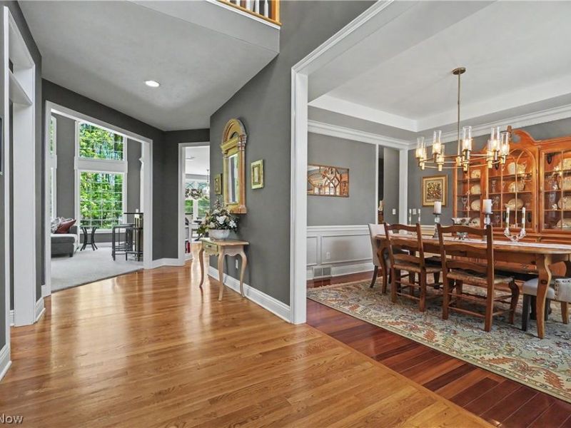 6165 Loch Lomond Court, Solon, OH 44139 Photo 4