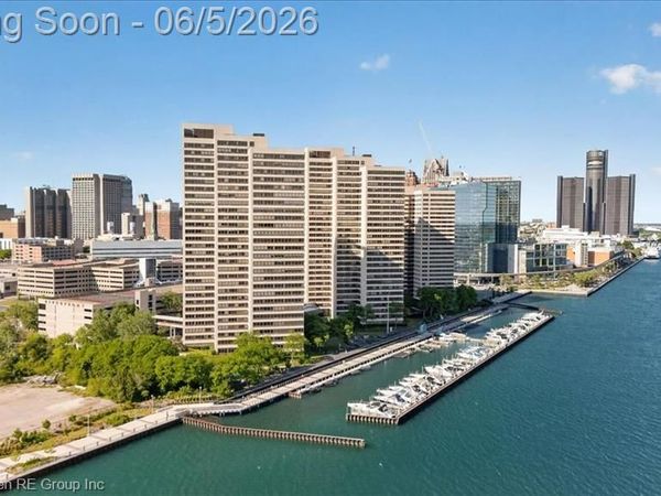 1001 W JEFFERSON Avenue, Detroit, MI 48226