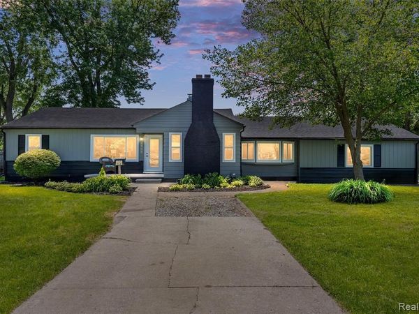 32443 Florence Street, Garden City, MI 48135