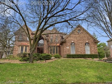 24081 Wintergreen, Novi, MI 48374