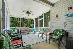 23 Parkglen Dr. photo 4