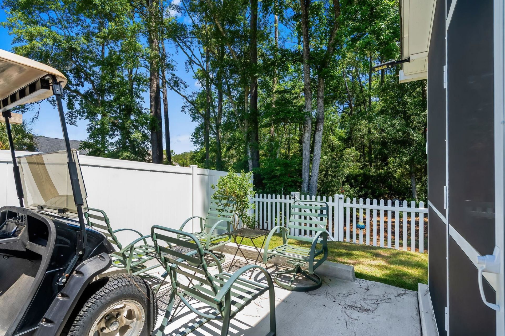 23 Parkglen Dr. Photo 38