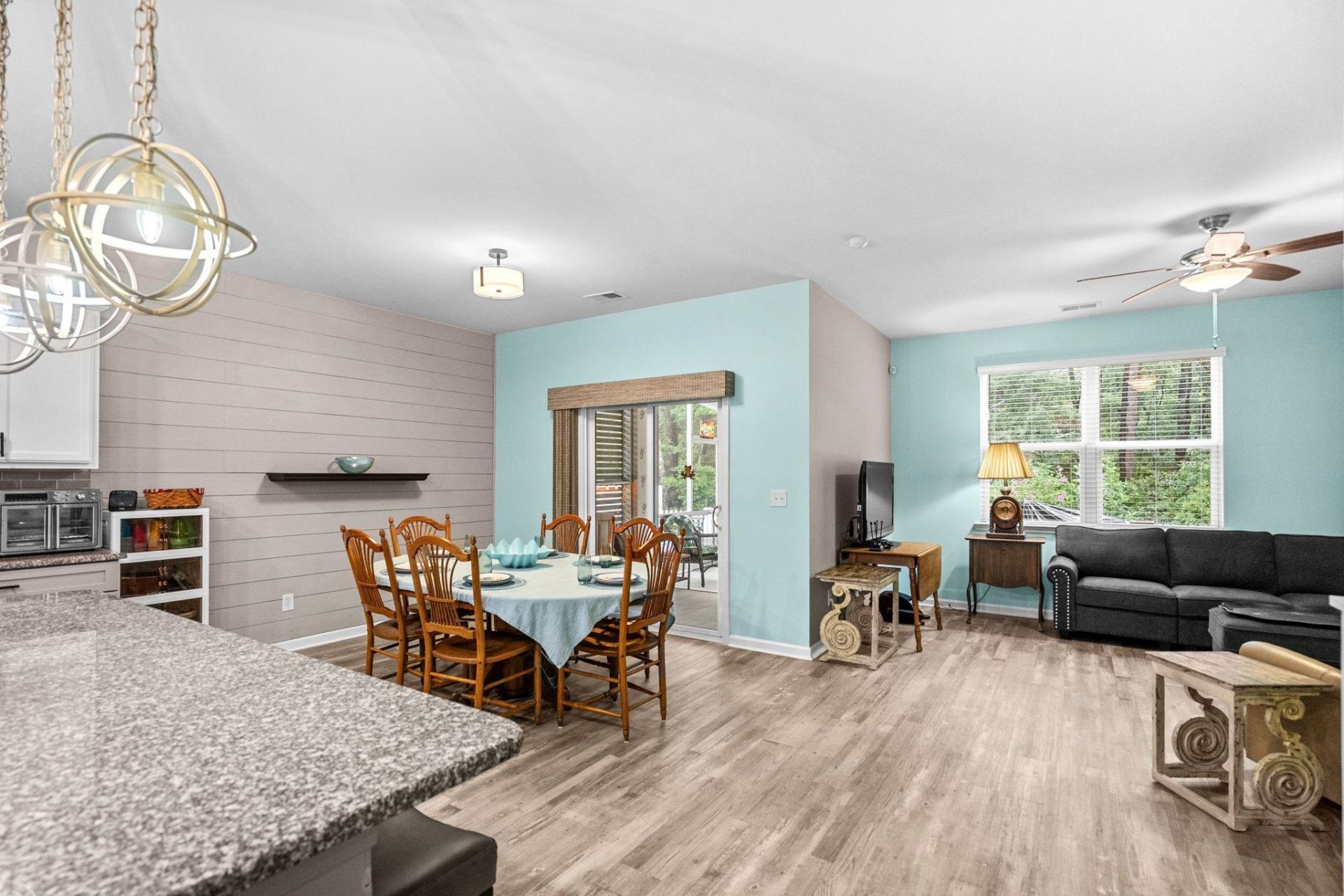 23 Parkglen Dr.  Photo 6