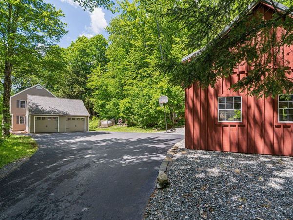 408 Morgan Road, Hartford, VT 05059