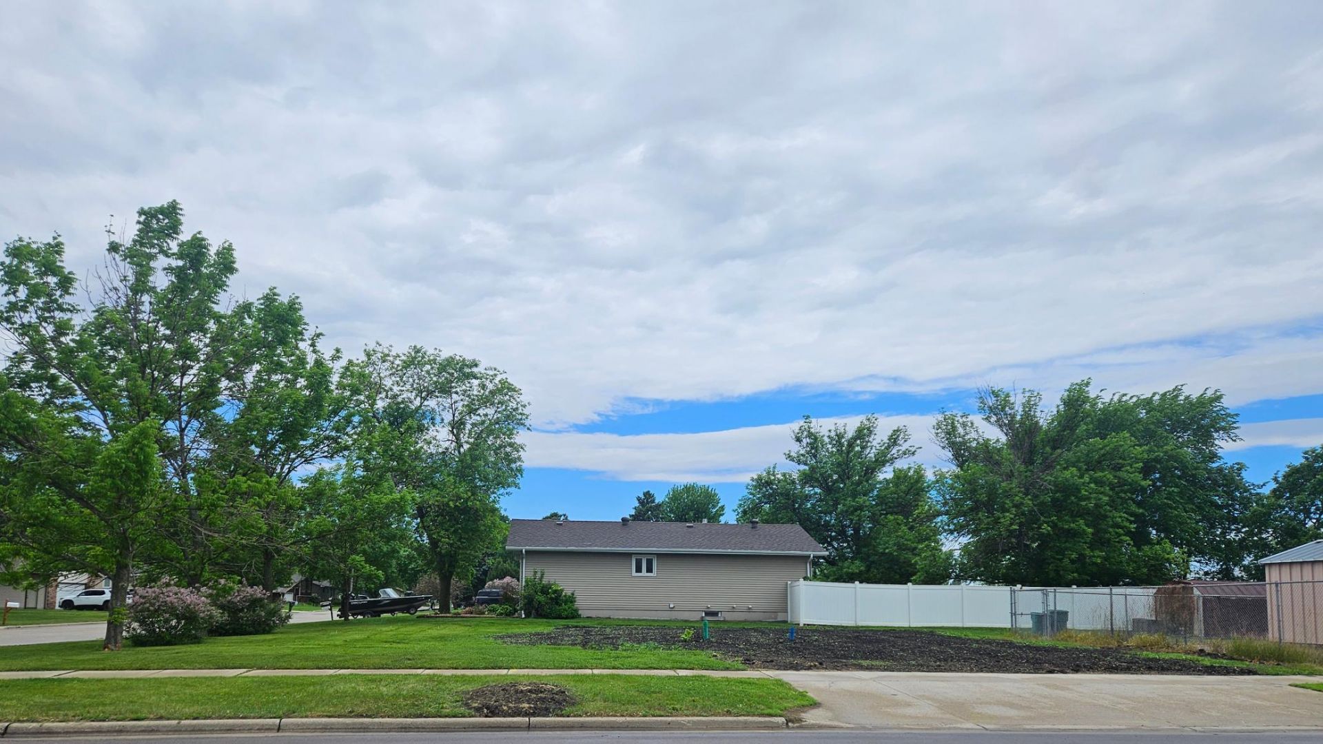 1801 4th Street N, Wahpeton, ND 58075 Main Photo