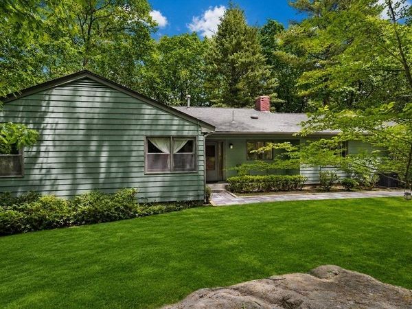 139 Stoney Lea Road, Dedham, MA 02026