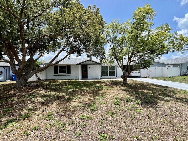 704 TORREY PINES AVENUE , SUN CITY CENTER, FL 33573