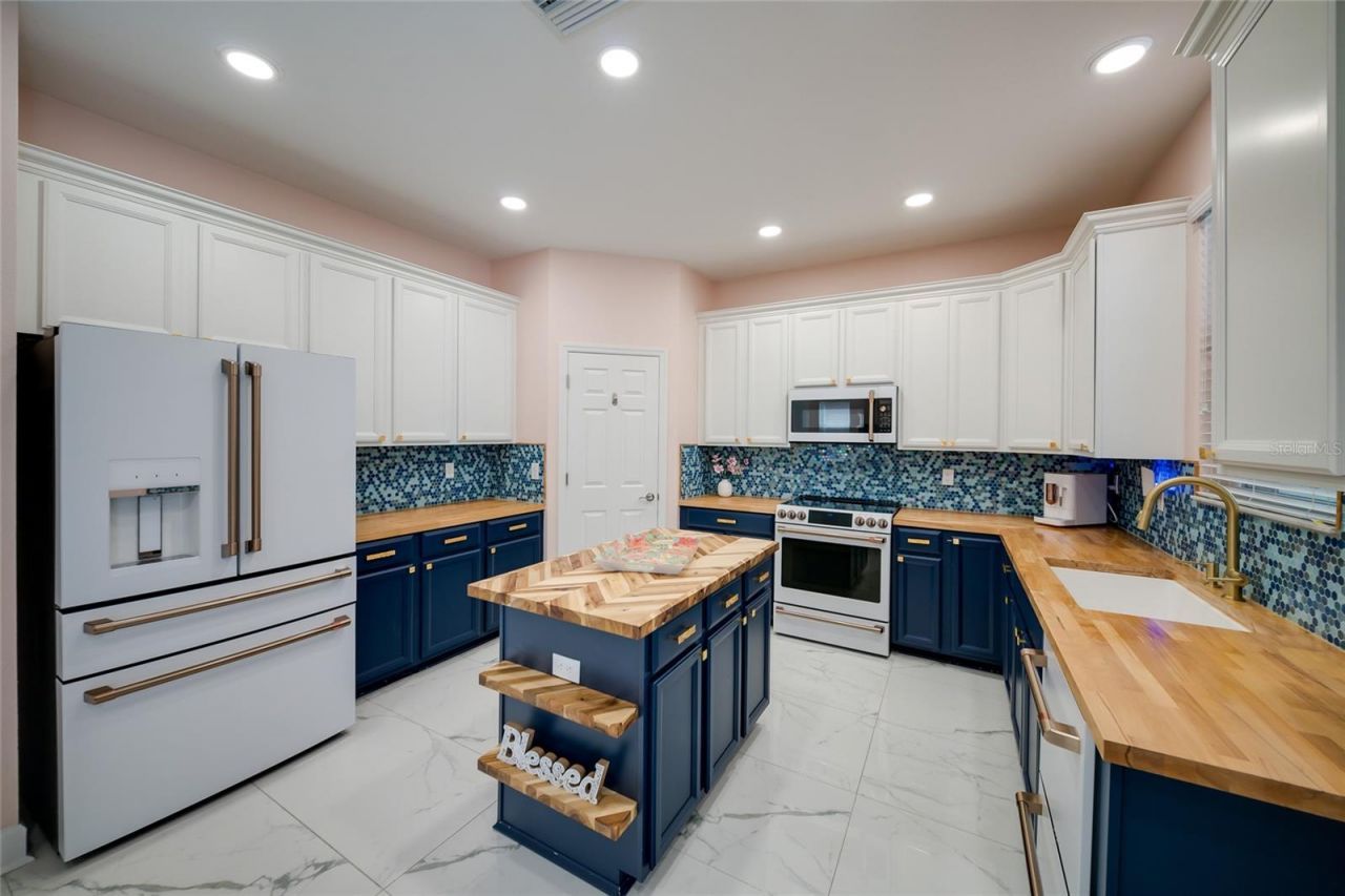 5815 Arbor Wood Court , Bradenton, FL 34203 Photo
