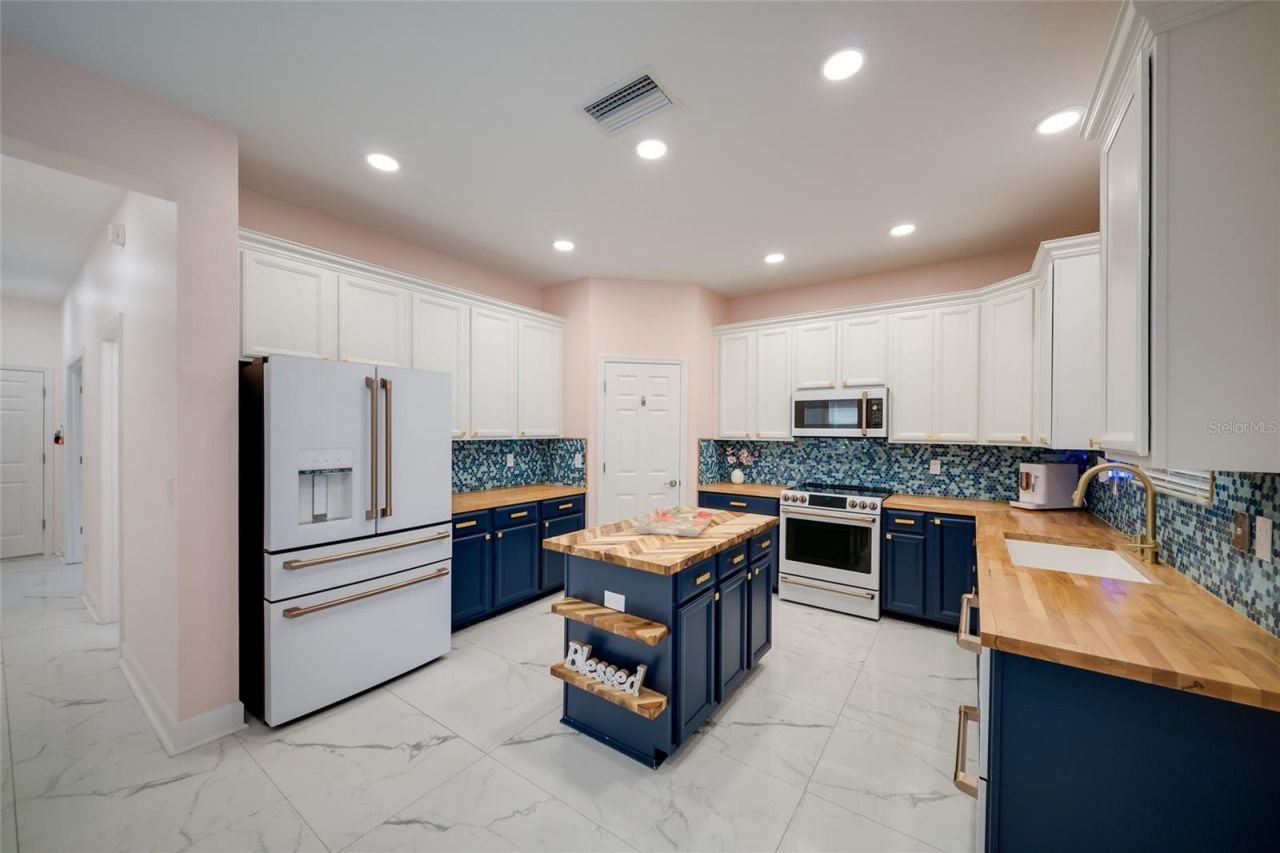 5815 Arbor Wood Court , Bradenton, FL 34203 Photo