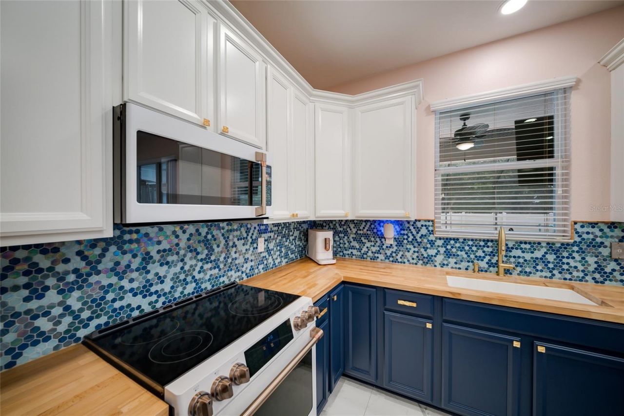 5815 Arbor Wood Court , Bradenton, FL 34203 Photo