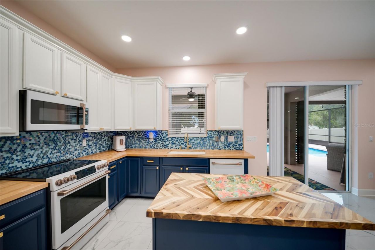 5815 Arbor Wood Court , Bradenton, FL 34203 Photo