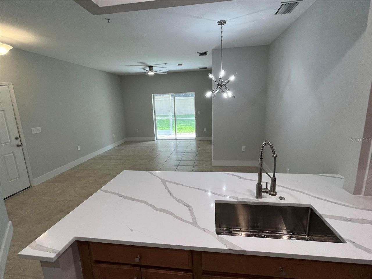 3635 Parkridge Circle, Unit 10-101, Sarasota, FL 34243 Photo
