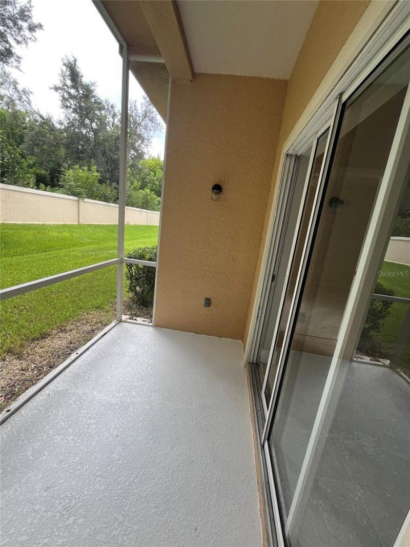 3635 Parkridge Circle, Unit 10-101, Sarasota, FL 34243 Photo