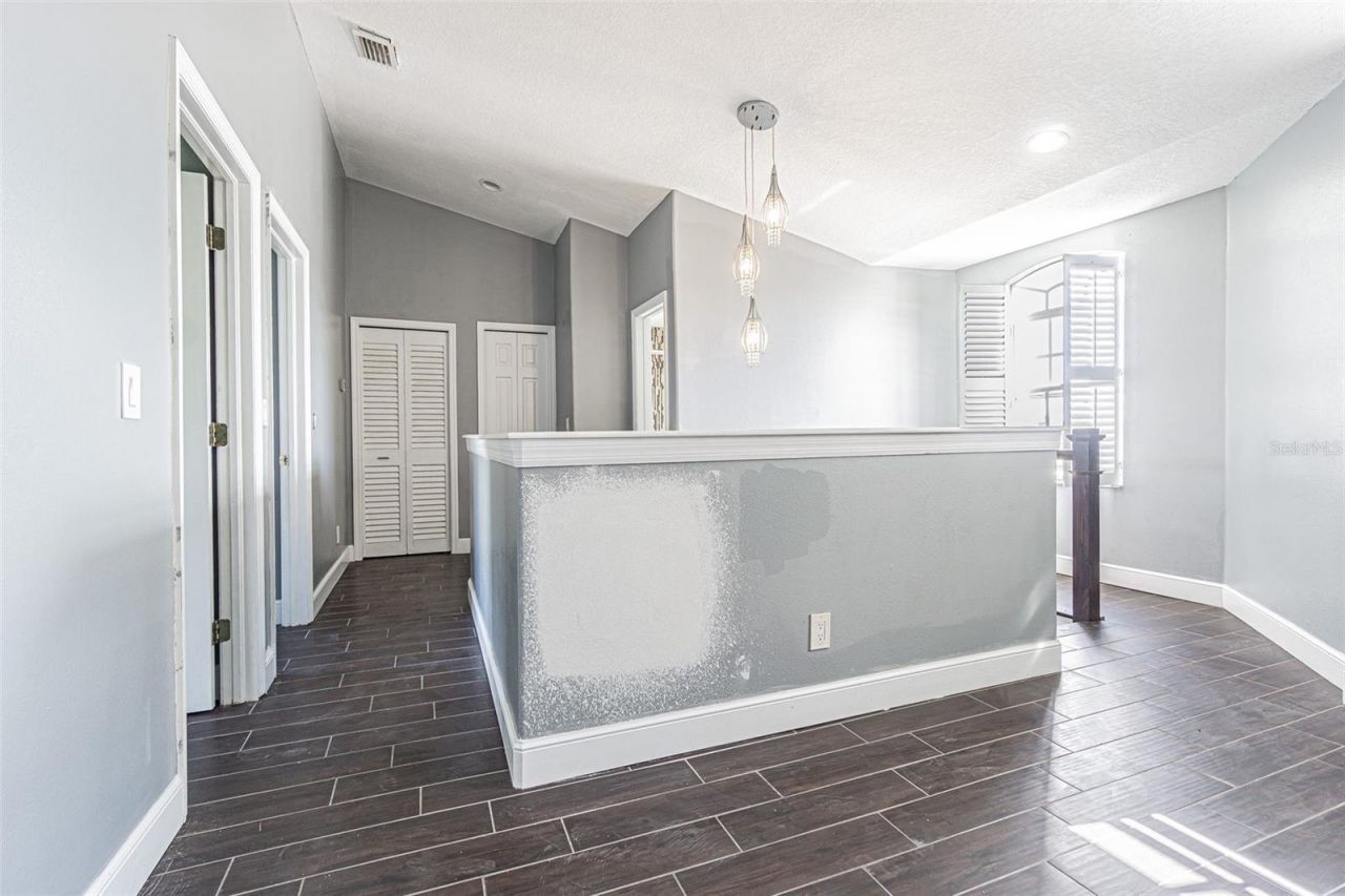 6400 46th Avenue N, Unit 3, Kenneth City, FL 33709 Photo