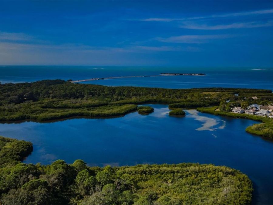 Property Image 100