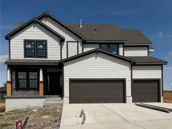 6100 Barth Road, Shawnee, KS 66226