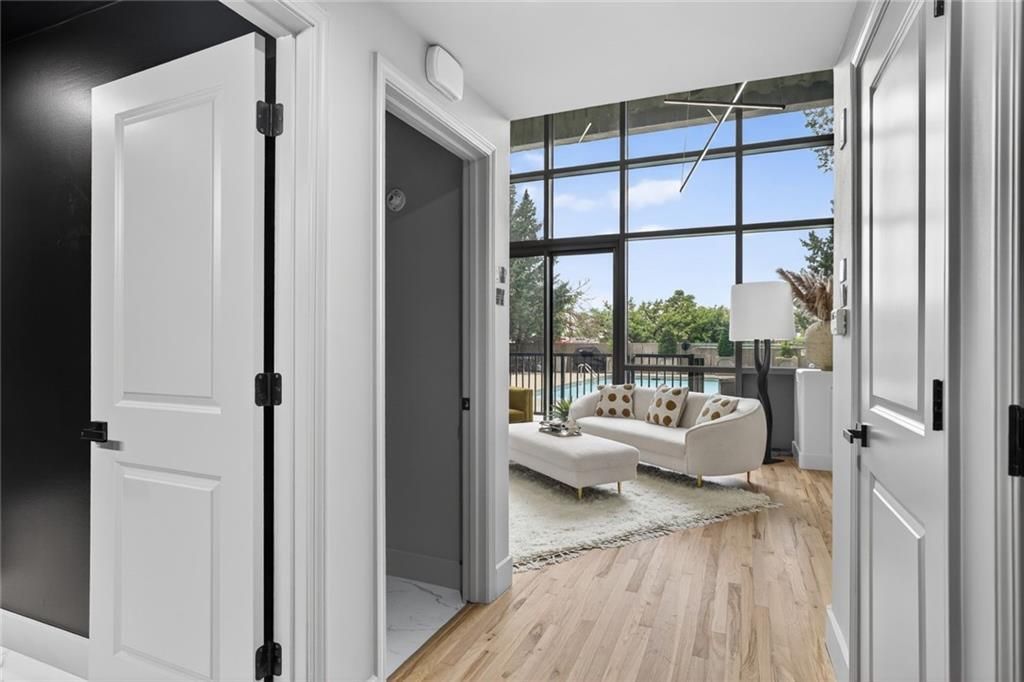 600 E Admiral Boulevard, Unit 403, Kansas City, MO 64106 Main Photo