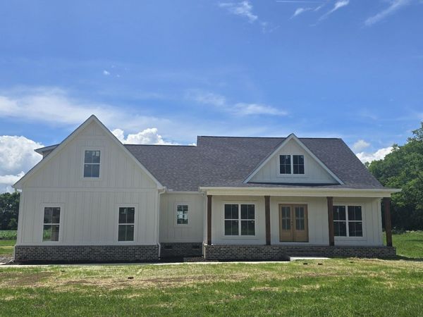 3377 Midland Road , Shelbyville, TN 37160