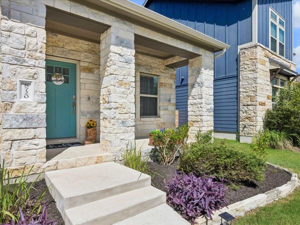 8720 Mina DR , Austin, TX 78747