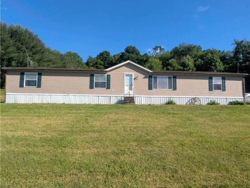 17960 Raven Road, Salesville, OH 43778 Photo 2