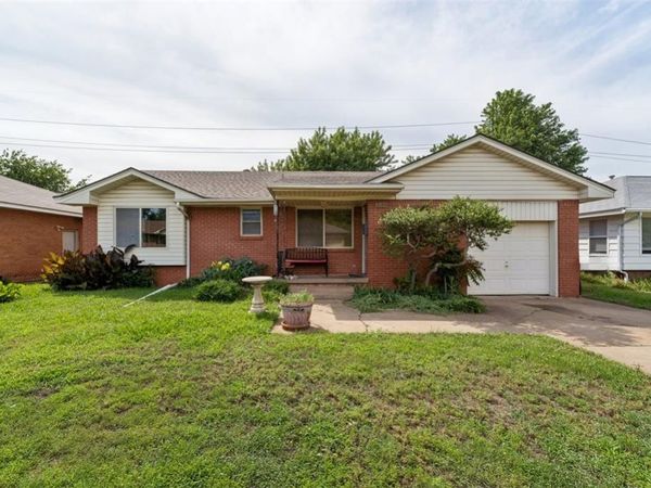 2109 Henderson Drive, Edmond, OK 73013