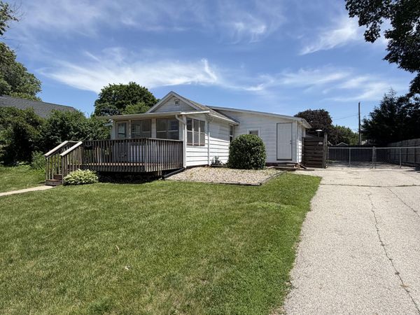 1510 Douglas Avenue, Ames, IA 50010