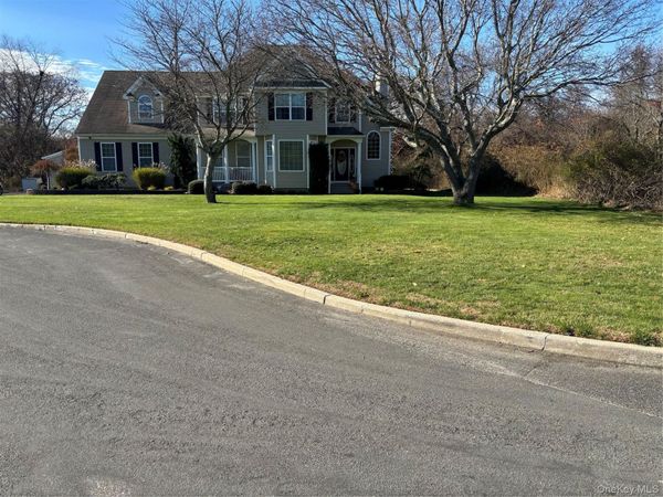 37 N Durkee Lane , East Patchogue, NY 11772