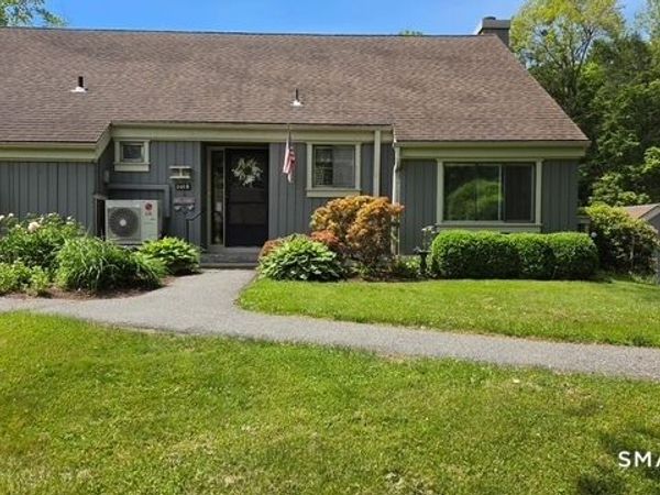 340 Heritage, Unit B, Southbury, CT 06488